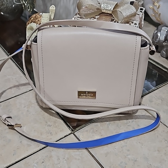 Kate Spade MYSTERY BOX BAGS WALLETS AND CHARM Listing for a Live Show or Offers - Picture 10 of 14